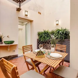 Trevi Chic House Apartment